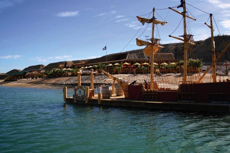 Pirate Cove Resort & Marina 니들즈 외부 사진