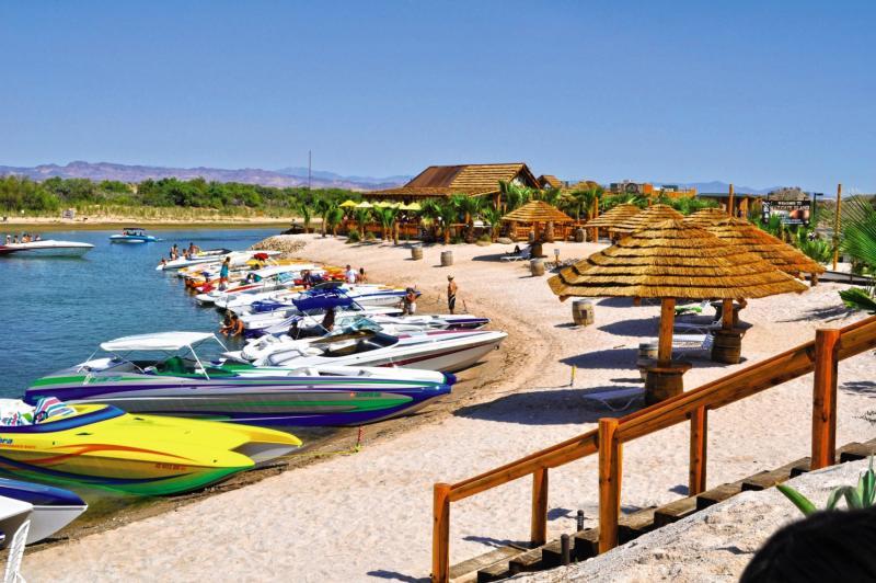 Pirate Cove Resort & Marina 니들즈 외부 사진